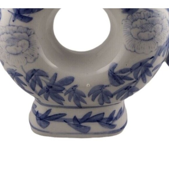 VTG Donut Shaped Asian Porcelain Lidded Teapot Dragon Handle Blue White Floral - Picture 9 of 9